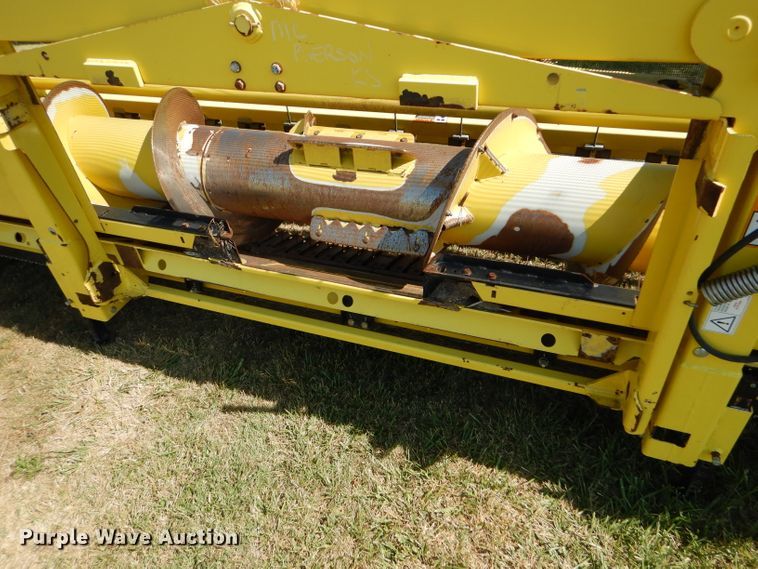 image for item FY9603 John Deere 645C forage head