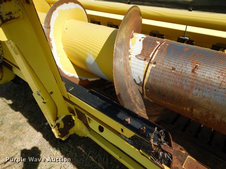 image for item FY9603 John Deere 645C forage head