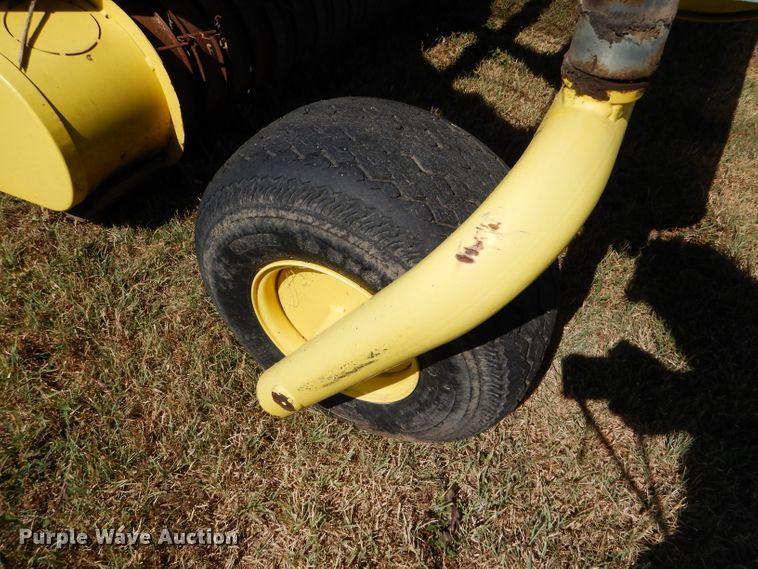 image for item FY9603 John Deere 645C forage head