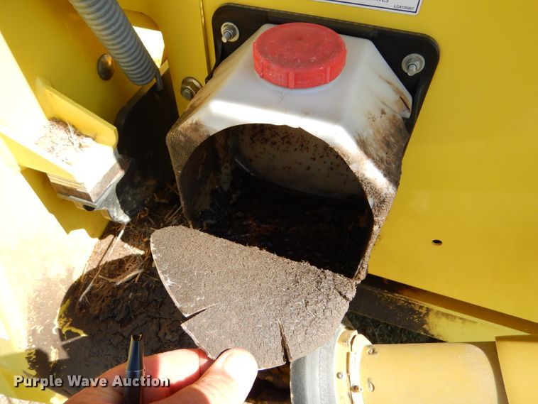 image for item FY9603 John Deere 645C forage head