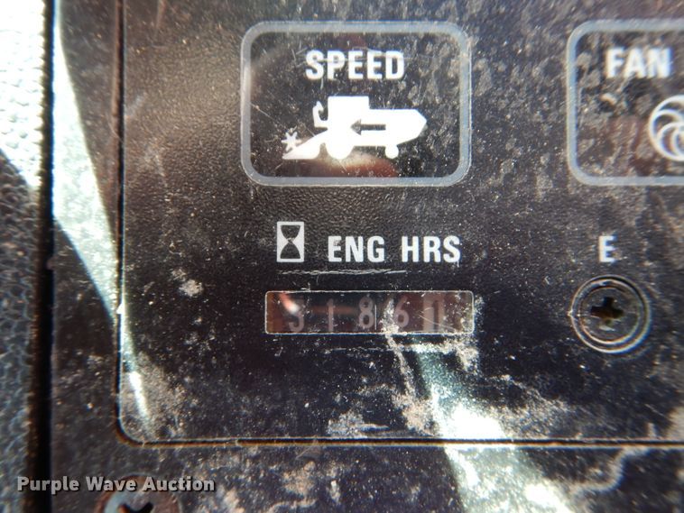 image for item FY9622 1986 Case IH 1680 combine