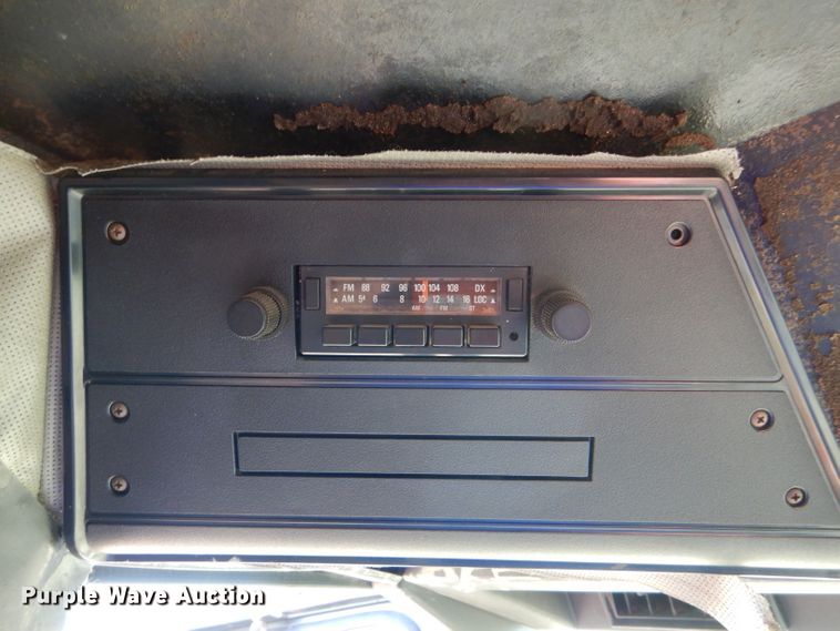 image for item FY9622 1986 Case IH 1680 combine