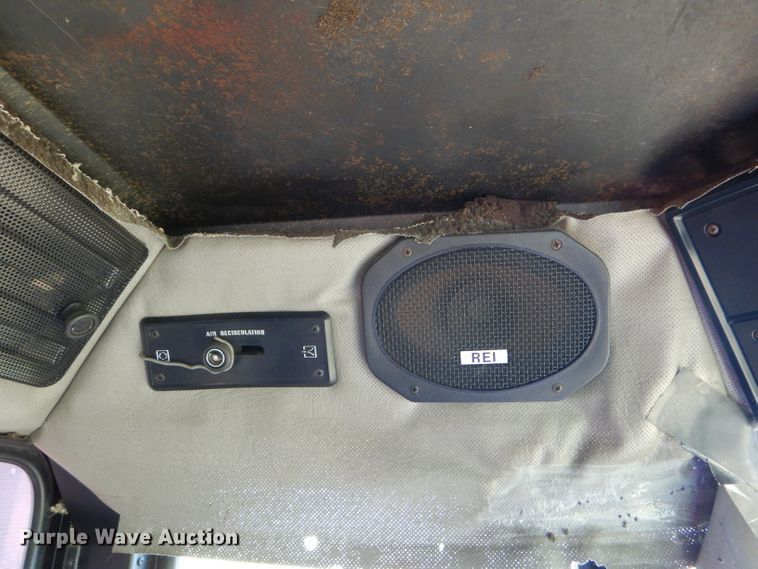 image for item FY9622 1986 Case IH 1680 combine