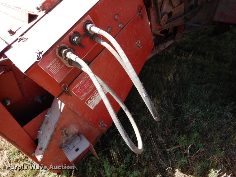 image for item FY9622 1986 Case IH 1680 combine