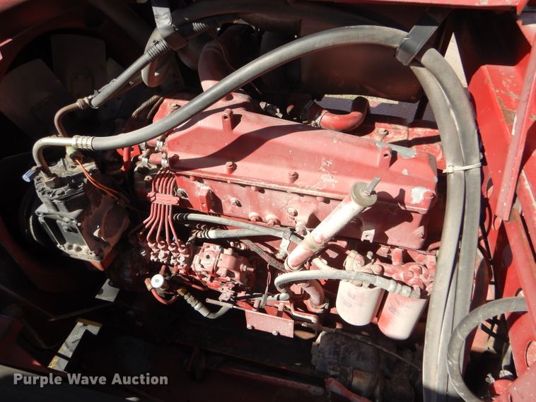 image for item FY9622 1986 Case IH 1680 combine