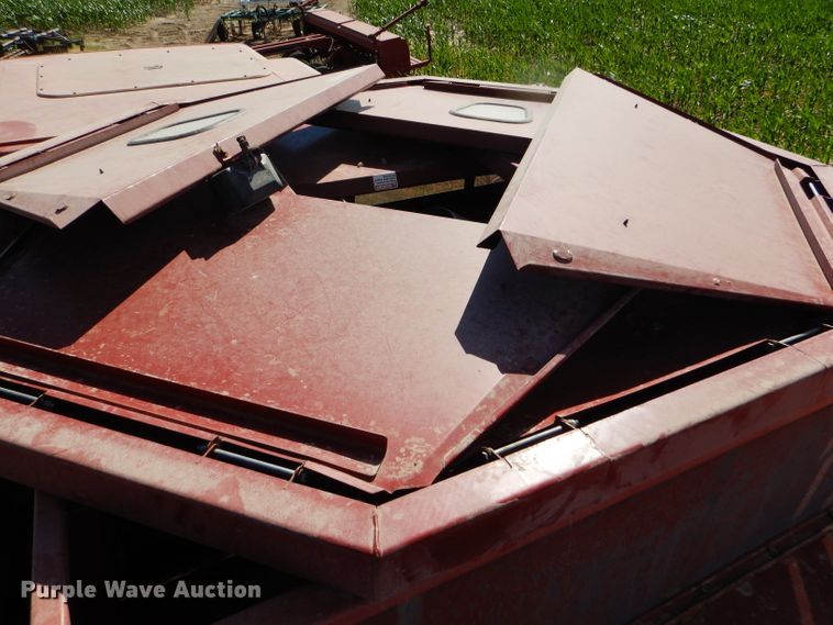 image for item FY9622 1986 Case IH 1680 combine