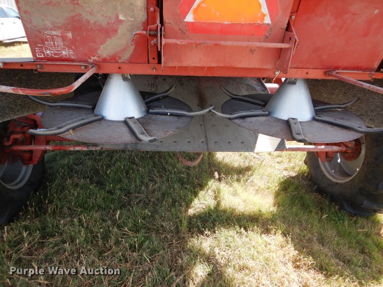 image for item FY9622 1986 Case IH 1680 combine