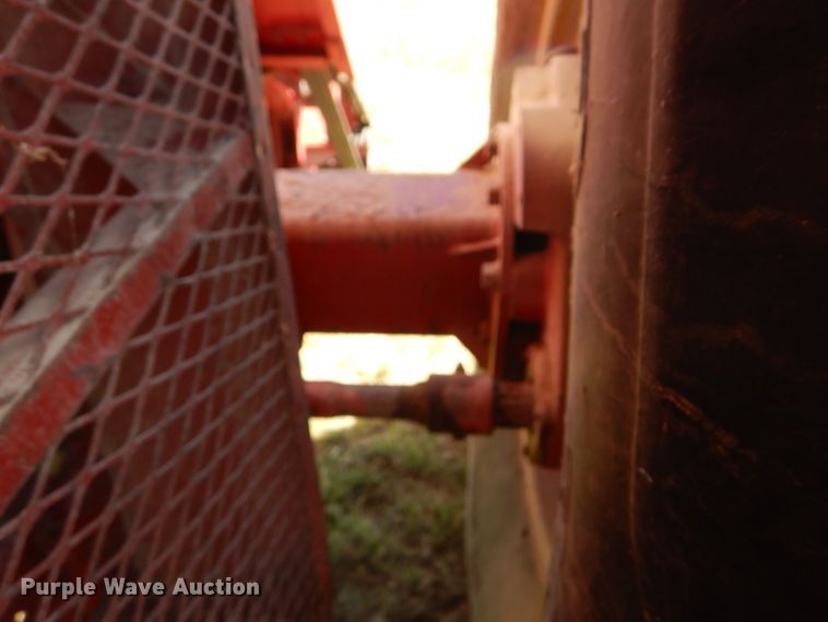 image for item FY9622 1986 Case IH 1680 combine