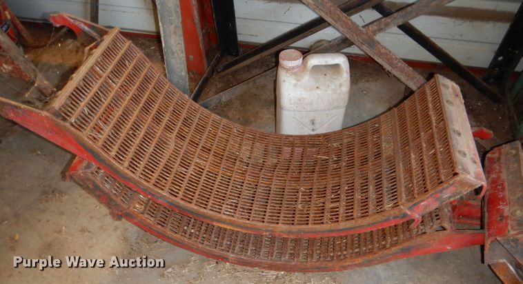 image for item FY9622 1986 Case IH 1680 combine