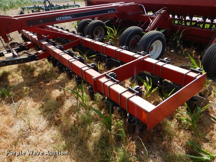 image for item FY9625 International 5400 Mulch Till grain drill