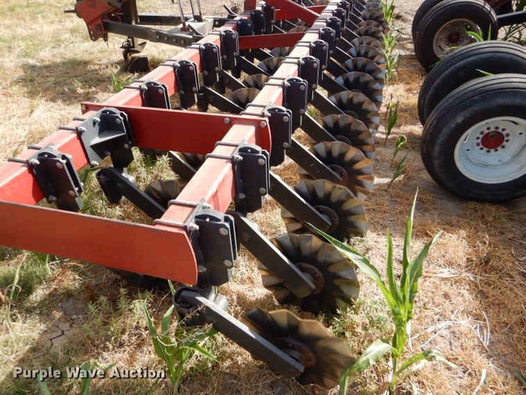 image for item FY9625 International 5400 Mulch Till grain drill