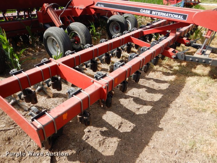 image for item FY9625 International 5400 Mulch Till grain drill