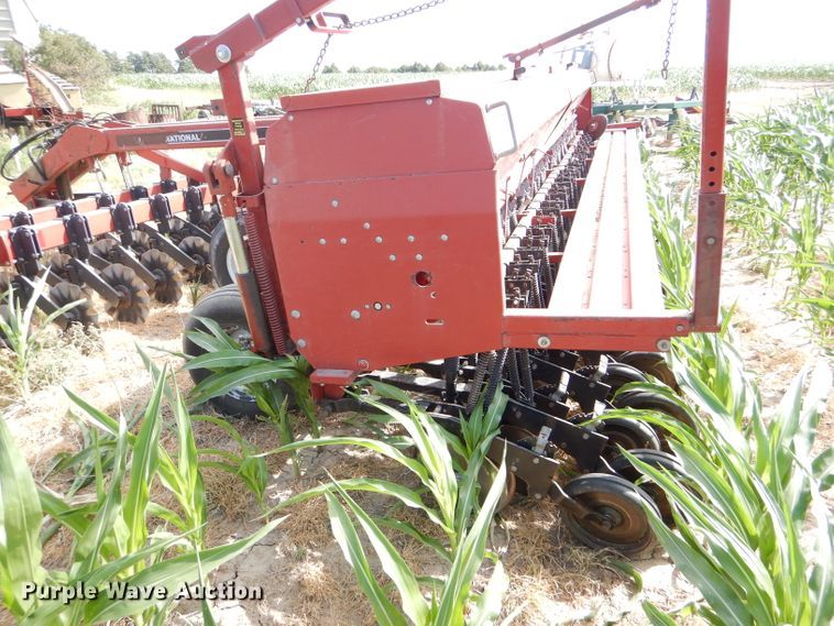 image for item FY9625 International 5400 Mulch Till grain drill