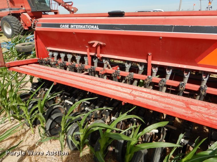 image for item FY9625 International 5400 Mulch Till grain drill