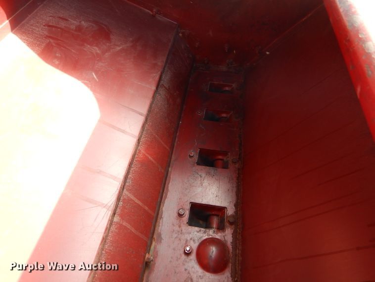 image for item FY9625 International 5400 Mulch Till grain drill