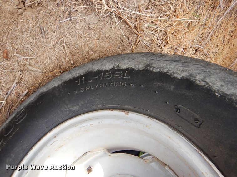 image for item FY9625 International 5400 Mulch Till grain drill