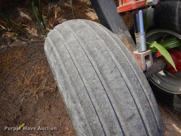 image for item FY9625 International 5400 Mulch Till grain drill