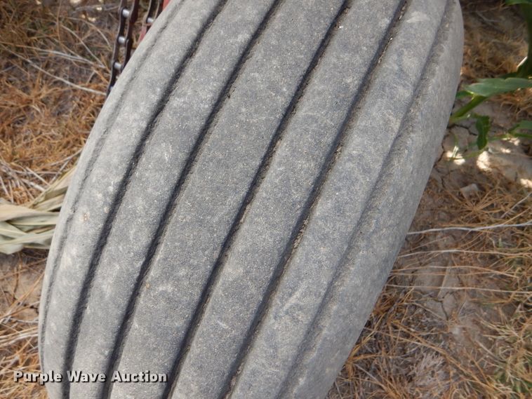 image for item FY9625 International 5400 Mulch Till grain drill