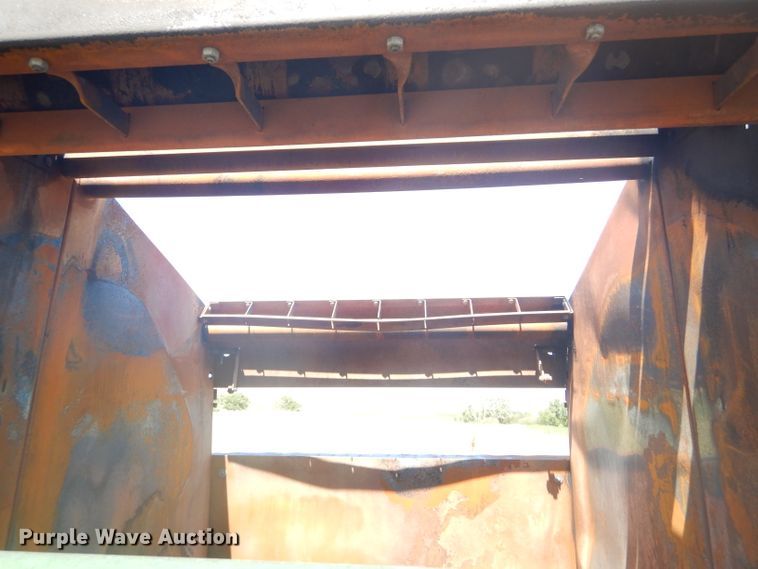 image for item FY9636 2012 John Deere 568  Mega Wide Plus round baler