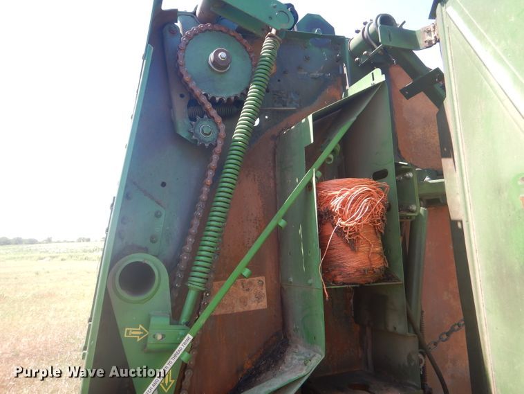 image for item FY9636 2012 John Deere 568  Mega Wide Plus round baler