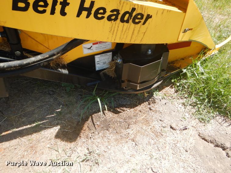 image for item FY9637 2015 Honey Bee SP36 Grain Belt rigid draper swather head