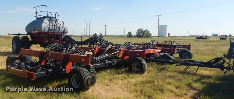 image for item FY9685 Case IH SDX40 no-till air seeder