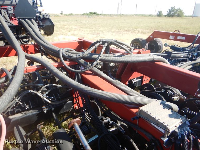 image for item FY9685 Case IH SDX40 no-till air seeder