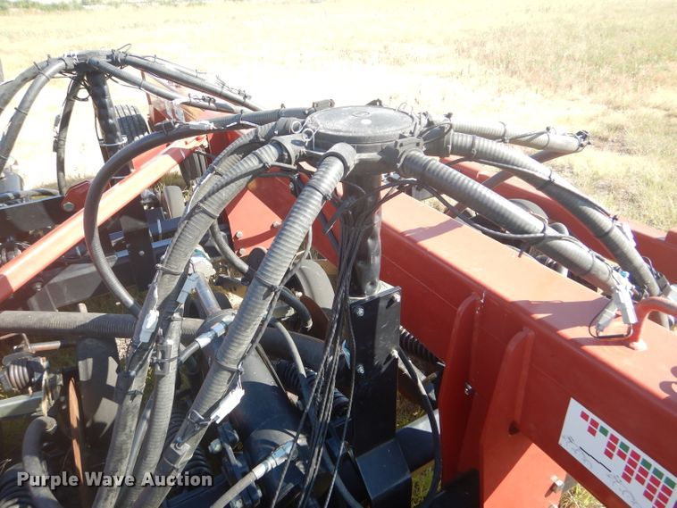 image for item FY9685 Case IH SDX40 no-till air seeder