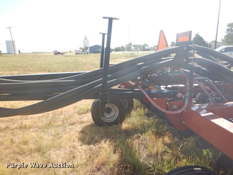 image for item FY9685 Case IH SDX40 no-till air seeder