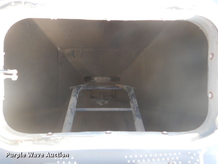 image for item FY9685 Case IH SDX40 no-till air seeder