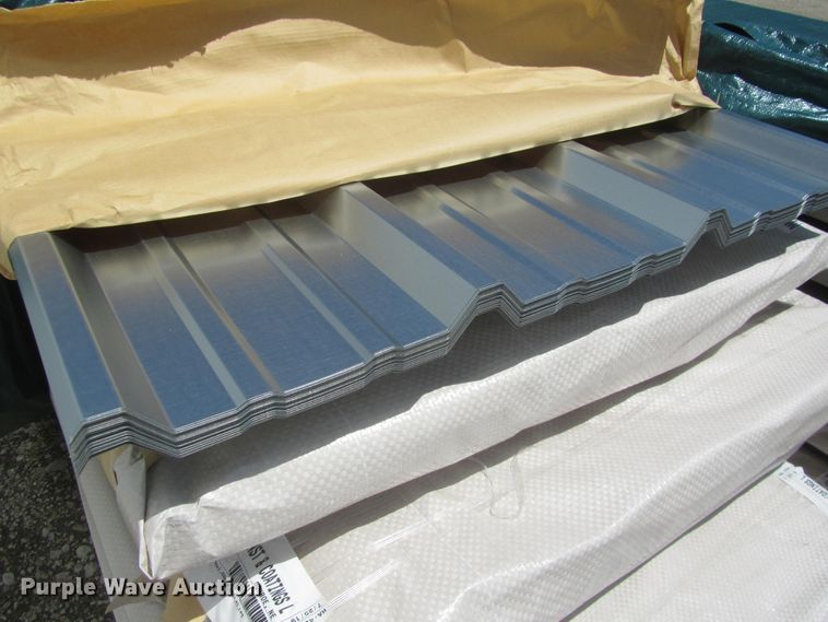 image for item G1862 (120) sheets of metal siding/roofing