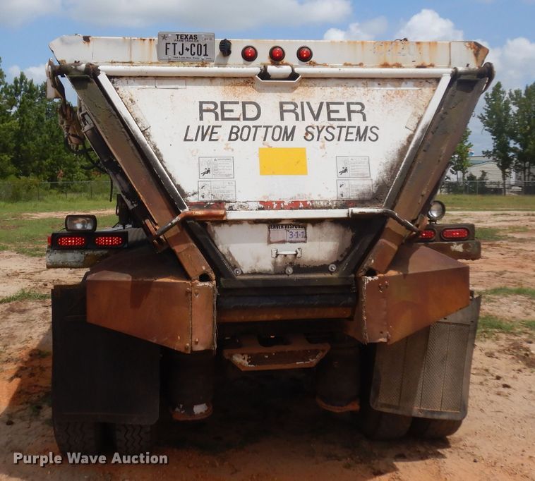 image for item DD3017 2003 Red River LB237 live bottom trailer