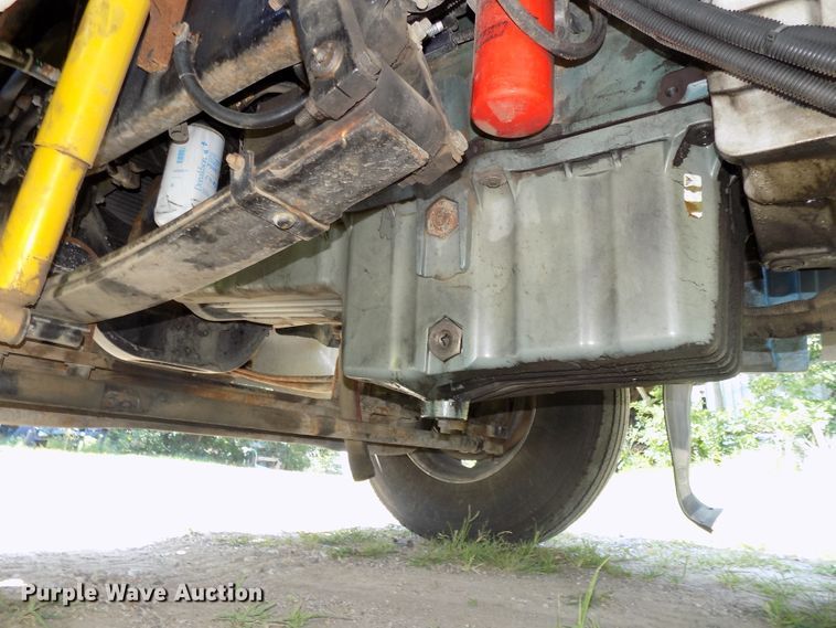 image for item DE7746 1999 Freightliner FLD120 semi truck