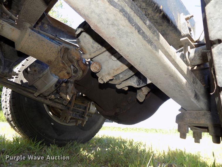 image for item DE7746 1999 Freightliner FLD120 semi truck