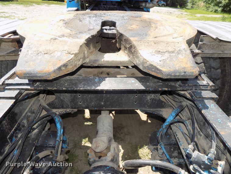 image for item DE7747 1996 Freightliner FLD112 semi truck