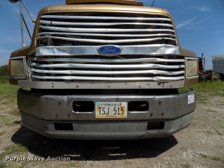 image for item DE7748 1993 Ford Aeromax LTL9000 semi truck