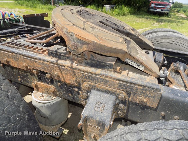 image for item DE7748 1993 Ford Aeromax LTL9000 semi truck