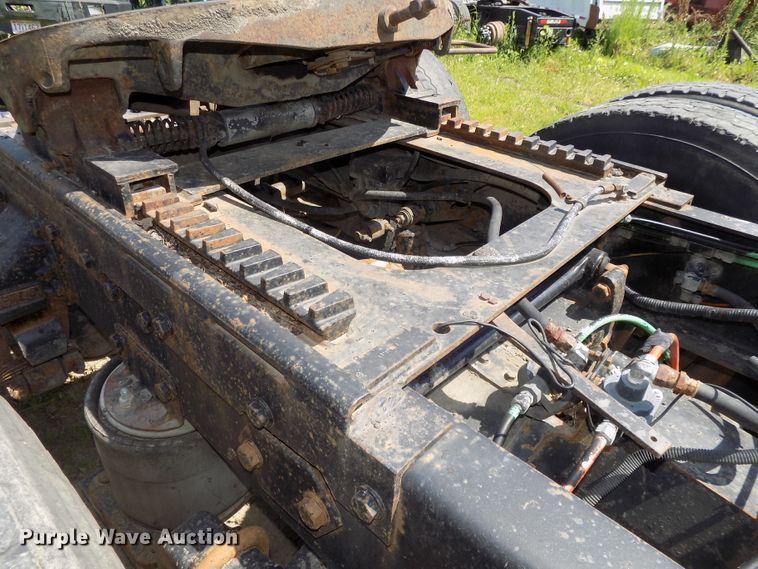 image for item DE7748 1993 Ford Aeromax LTL9000 semi truck