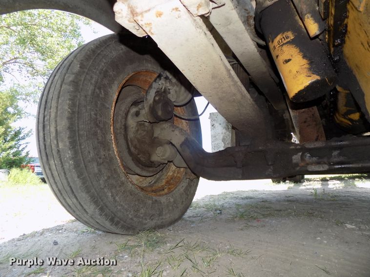 image for item DE7748 1993 Ford Aeromax LTL9000 semi truck