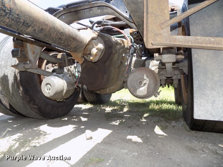 image for item DE7748 1993 Ford Aeromax LTL9000 semi truck