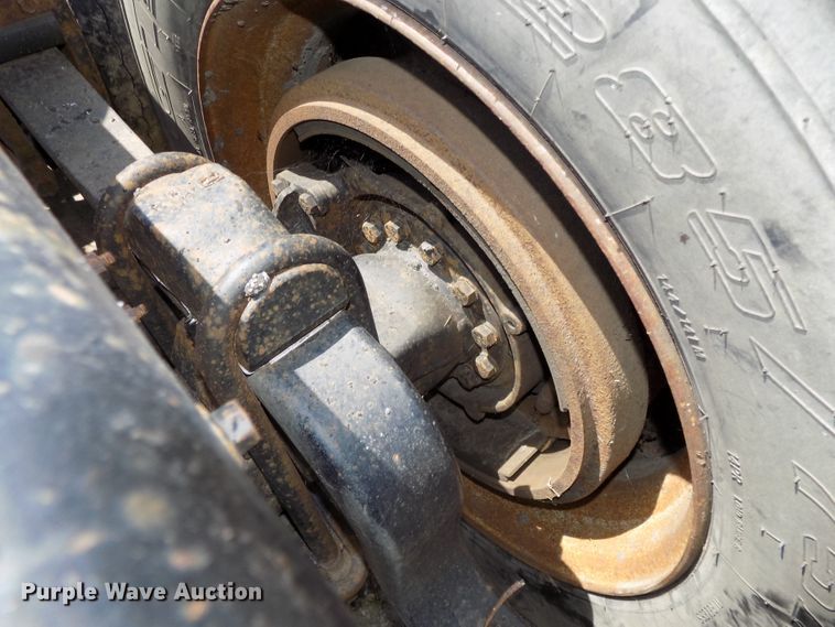 image for item DE7748 1993 Ford Aeromax LTL9000 semi truck