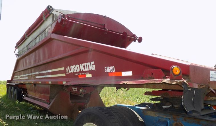 image for item DE7749 1981 Load King 1827 bottom dump trailer