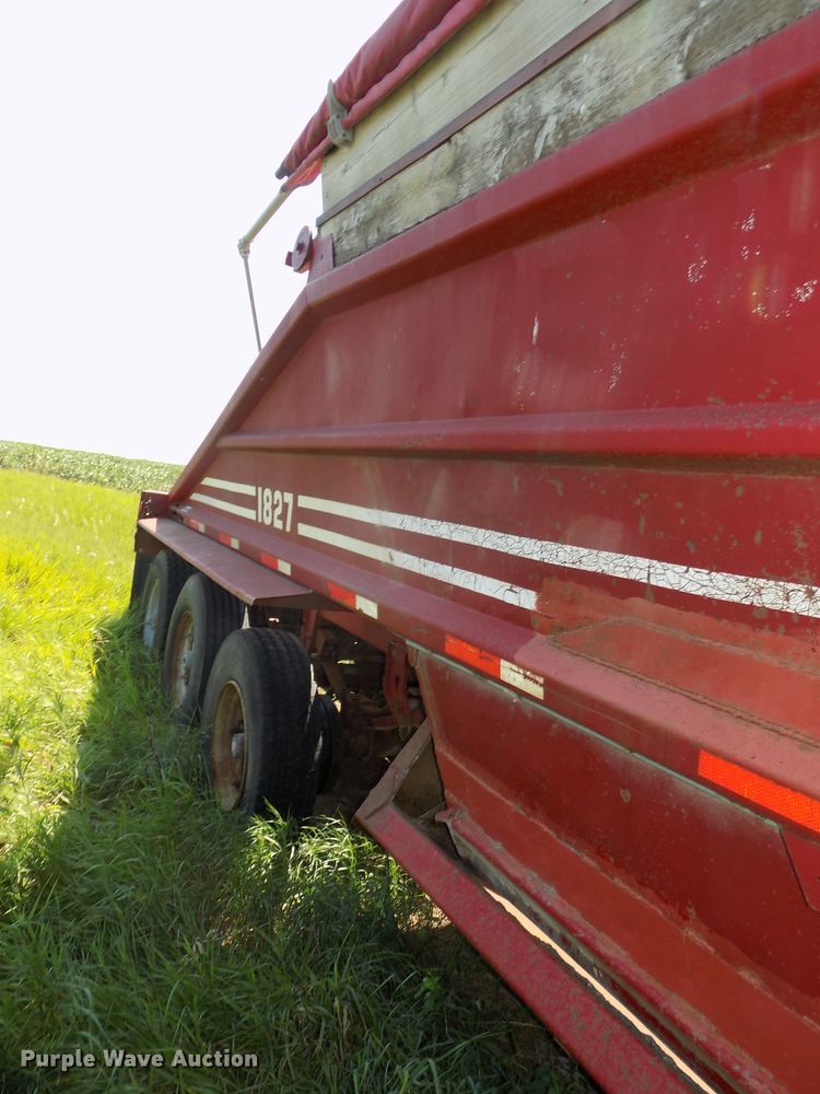 image for item DE7749 1981 Load King 1827 bottom dump trailer