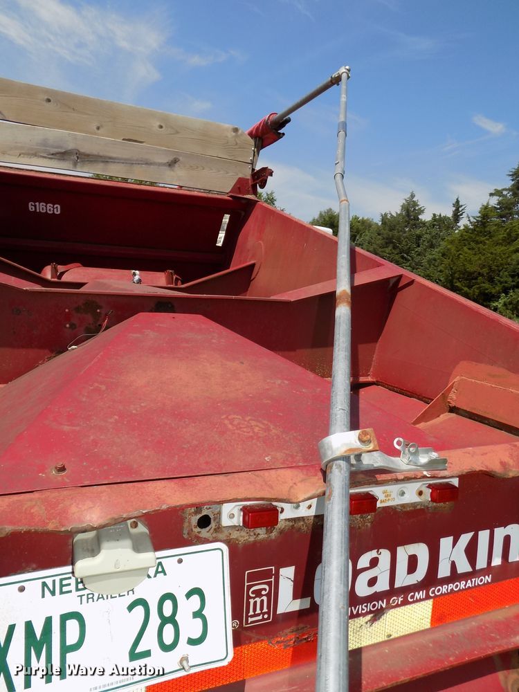 image for item DE7749 1981 Load King 1827 bottom dump trailer