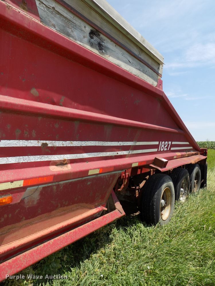 image for item DE7749 1981 Load King 1827 bottom dump trailer