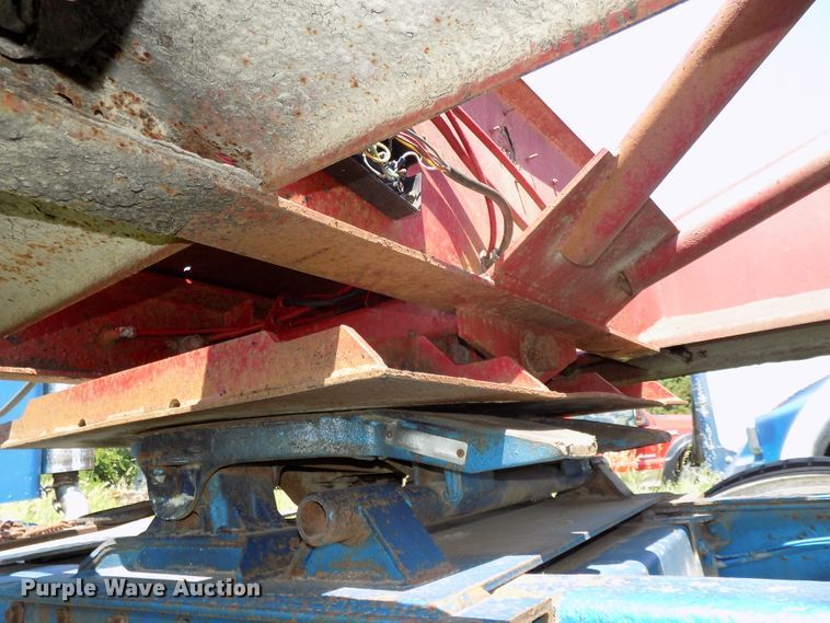image for item DE7749 1981 Load King 1827 bottom dump trailer