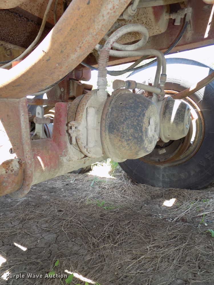 image for item DE7749 1981 Load King 1827 bottom dump trailer