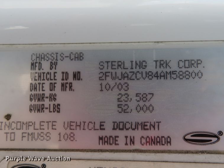 image for item DE8216 2004 Sterling L-Line semi truck