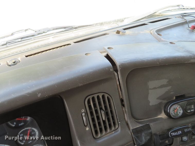 image for item DE8218 2004 Sterling A-Line semi truck