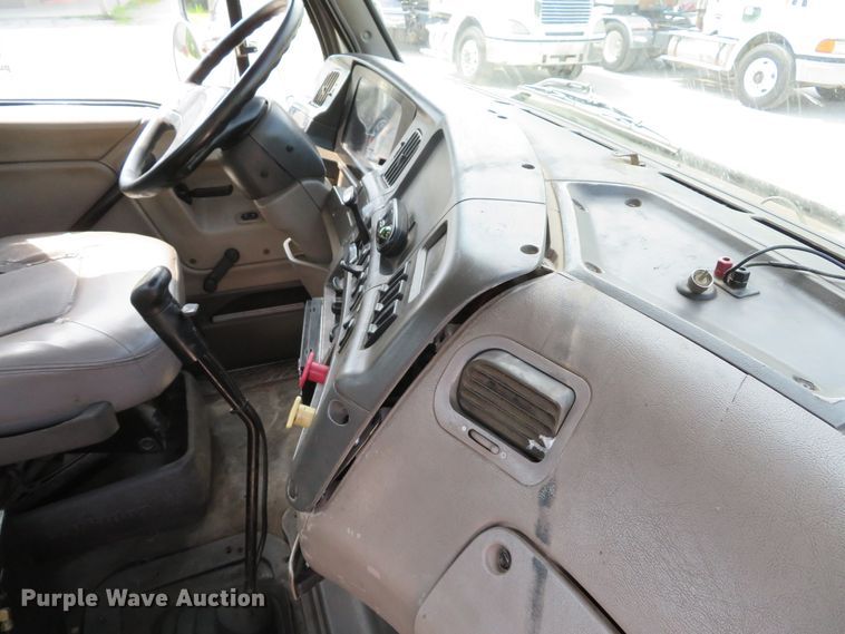 image for item DE8218 2004 Sterling A-Line semi truck